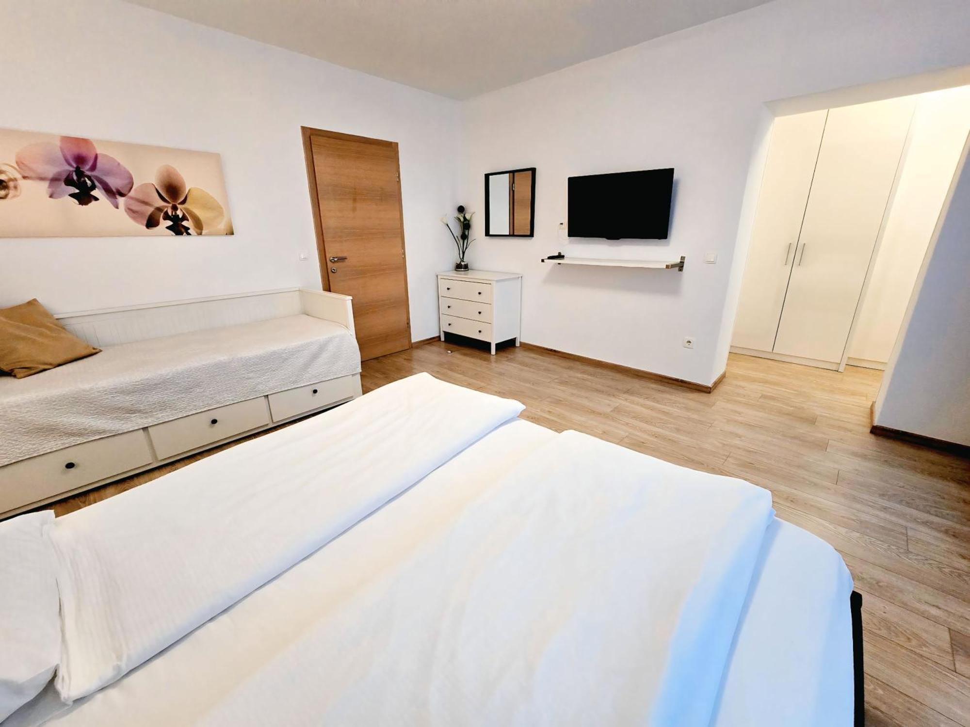 City Center Apartments Mostar Eksteriør billede